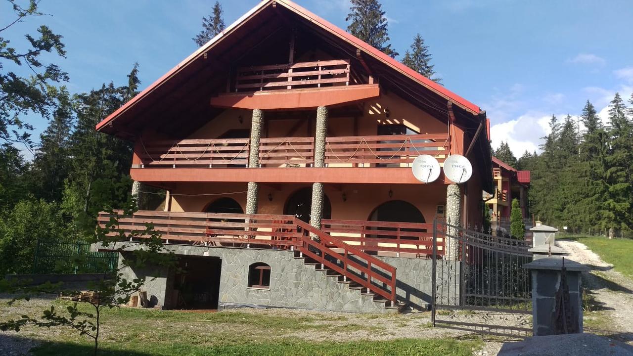 Casa De Vacanta Paraul Rece Exterior photo