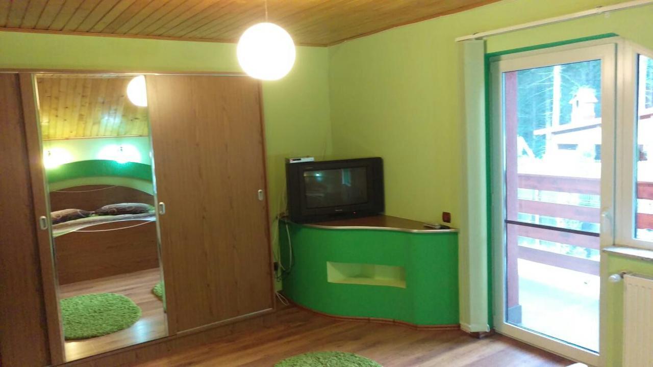 Casa De Vacanta Paraul Rece Exterior photo